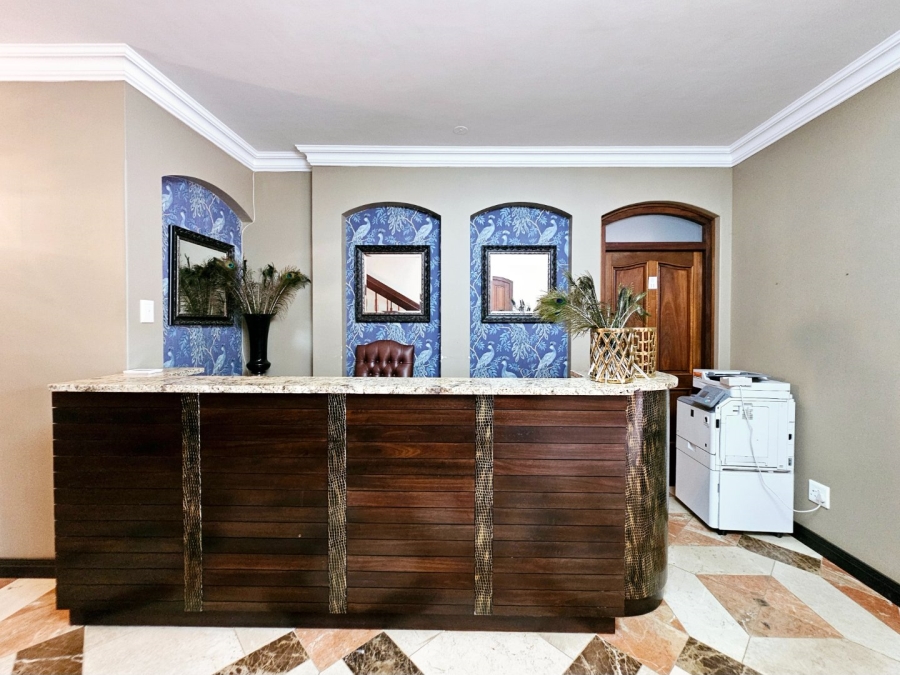 8 Bedroom Property for Sale in Waverley Free State